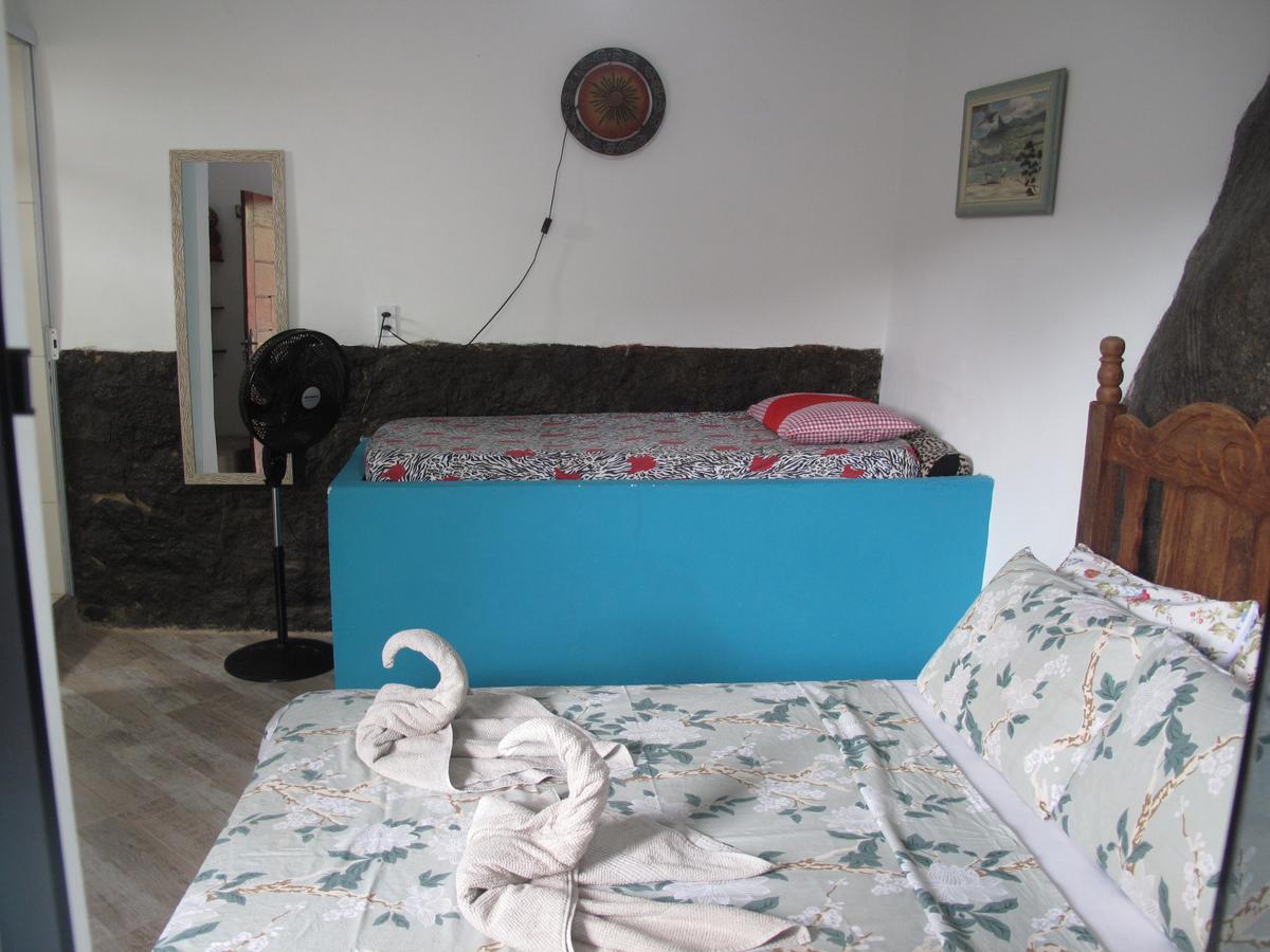 Suites Cantinho Da Pedra Abraão Extérieur photo
